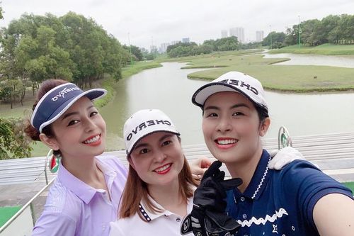 Hoa hậu Ngọc Hân tranh Cúp vô địch Tiền Phong Golf Championship 2020