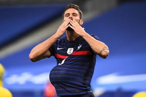Pháp đại thắng 7-1, Giroud qua mặt huyền thoại Platini