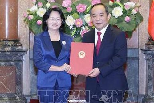 Thứ trưởng Bộ Văn hóa làm Phó Chủ nhiệm Văn phòng Chủ tịch nước