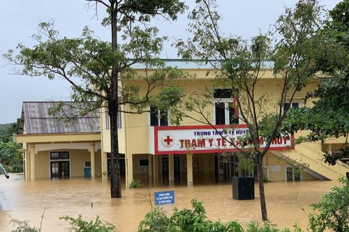 Mưa lũ gây thiệt hại nặng nề tại Quảng Trị, Quảng Nam, Đà Nẵng