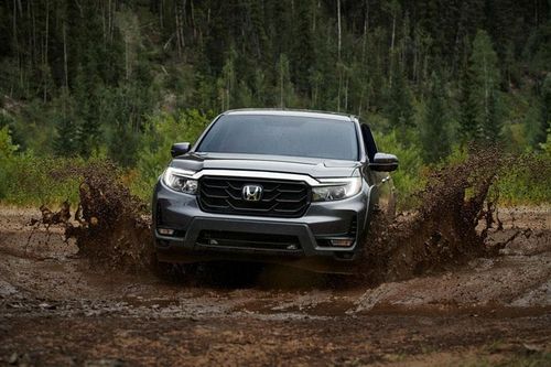 Honda giới thiệu xe bán tải động cơ V6, cạnh tranh với Ford Ranger Raptor