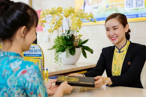 Nam A Bank chào sàn UPCoM với giá tham chiếu 13.500 đồng/cổ phiếu