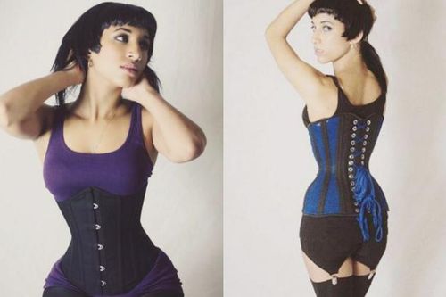 Cô gái mặc corset 7 năm để có vòng eo dưới 50cm