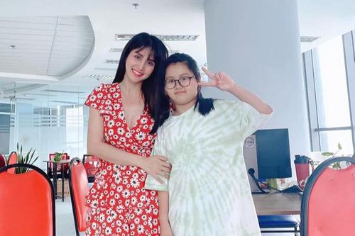 Ngỡ ngàng với vóc dáng lớn phổng phao của con gái Thảo Trang và chồng cũ Phan Thanh Bình