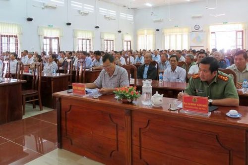 Phú Tân tổ chức Hội nghị Công an lắng nghe ý kiến nhân dân
