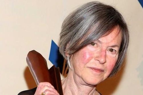 Nobel Văn chương về tay nữ thi sĩ người Mỹ Louise Glück