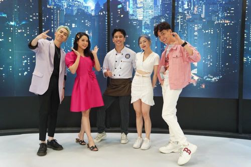 Osad 'ngớ người' khi nghe Sam và Liz Kim Cương 'thuyết minh' công thức nấu ăn