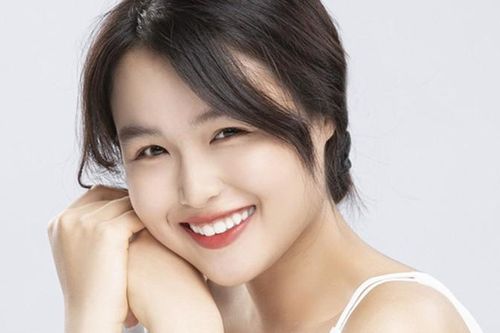 Nhan sắc xinh đẹp của con gái nghệ sĩ Hoàng Mập
