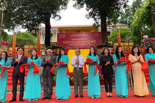 Khai mạc triển lãm 'Kinh đô mãi muôn đời'