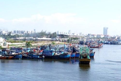 Kiểm soát chặt tàu thuyền trên biển trước nguy cơ áp thấp nhiệt đới mạnh cấp 9