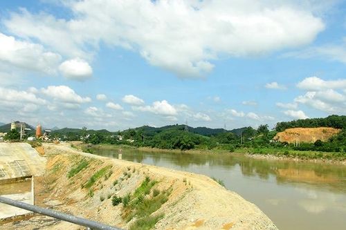 Thủy điện Sông Lô 8B không bảo đảm an toàn giao thông đường thủy