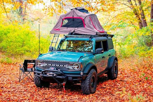Ford Bronco Overland mới, 'nhà di động' nhỏ gọn đủ tiện nghi