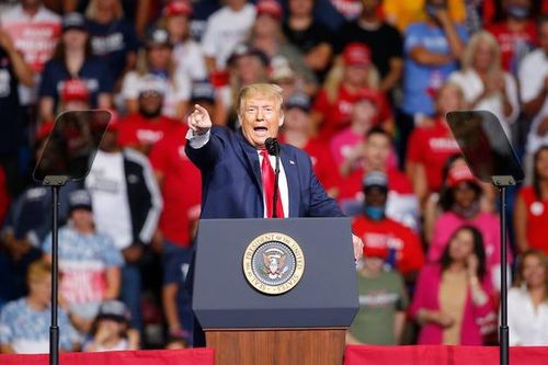Ông Trump hoàn tất quá trình điều trị COVID-19, háo hức đi gặp cử tri