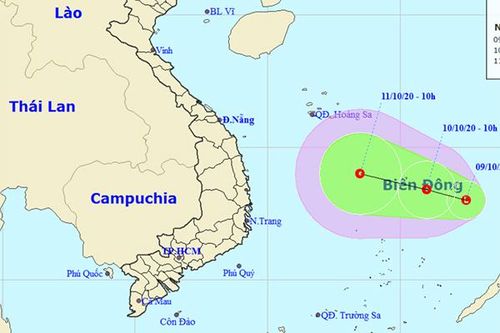 Biển Đông xuất hiện vùng áp thấp giữa lúc miền Trung oằn mình chống lũ