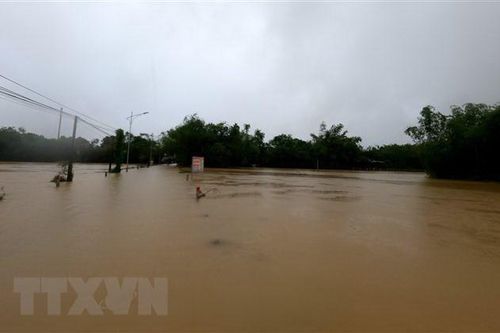 Thủy điện Hương Điền ở Thừa Thiên-Huế xả lũ lưu lượng lớn