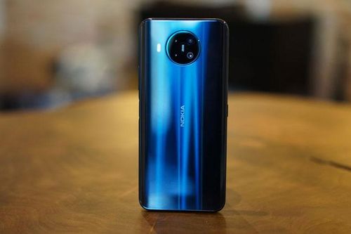 Nokia 8.3 5G chốt giá 12,99 triệu tại Việt Nam, cạnh tranh với iPhone SE 2020