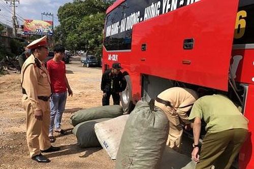 Lạng Sơn: 2 ngày thu giữ gần 5 tạ thuốc bắc không nguồn gốc