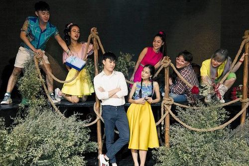 Hướng nghiệp cho người trẻ bằng sân khấu
