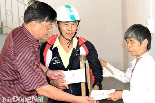 Trợ giúp người khuyết tật vươn lên