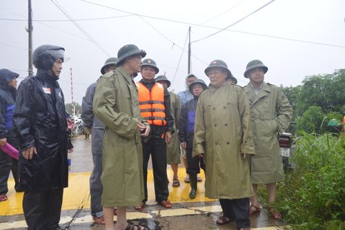 Kiểm tra công tác ứng phó mưa lũ trên địa bàn các huyện Hải Lăng, Cam Lộ