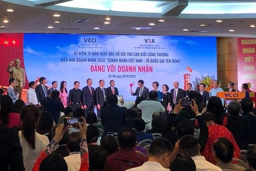 Tôn vinh vai trò của doanh nhân