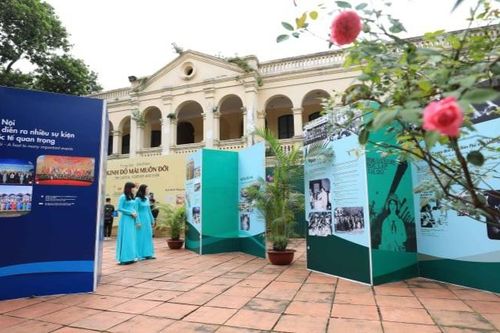 Sứ mệnh lịch sử oanh liệt và rạng rỡ của kinh đô 1010 năm tuổi (11): Thăng Long - Hà Nội và tầm nhìn thiên niên kỷ