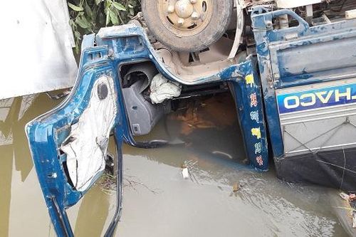 Nghệ An: Va chạm giữa 2 xe tải, 1 tài xế tử vong