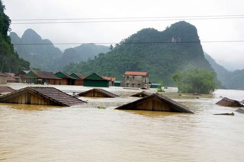 Miền Trung đứng trước nguy cơ lũ chồng lũ