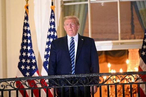 Ông Trump chuẩn bị tái khởi động các chương trình vận động tranh cử