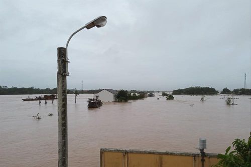 Lũ chưa xuống, miền Trung sắp đón lũ mới