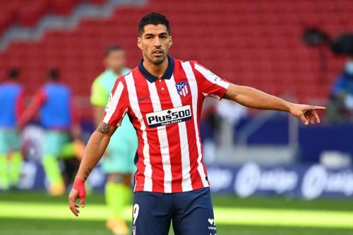 Luis Suarez khóc nhiều đêm vì bị Barcelona 'hắt hủi'
