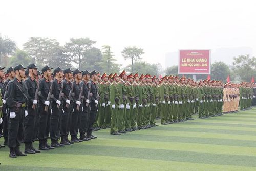 Vì sao điểm chuẩn khối ngành công an tiếp tục mất 'ngôi vương'?