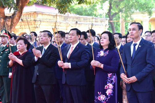 Lãnh đạo Hà Nội dâng hương tưởng nhớ liệt tổ, liệt tông, Chủ tịch Hồ Chí Minh