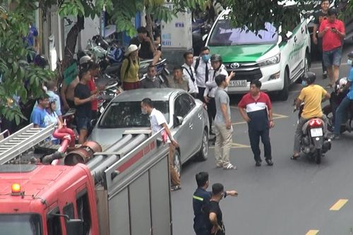Bắt nữ nghi phạm cướp chi nhánh ngân hàng ở Sài Gòn