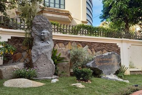 Những vần thơ tái hiện lịch sử cách mạng trong bảo tàng Tố Hữu