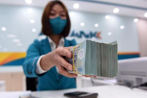 Các chuyên gia nói gì về lãi suất huy động những tháng cuối năm?