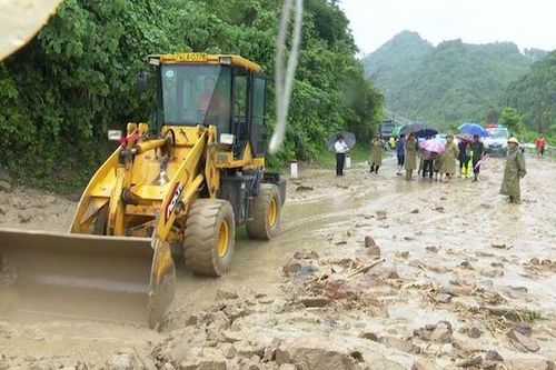 Mưa lũ gây thiệt hại nặng nề tại nhiều địa phương tỉnh Quảng Trị