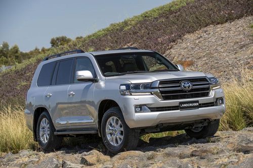 Top 10 ôtô ế khách nhất tại Việt Nam tháng 9/2020: Toyota áp đảo