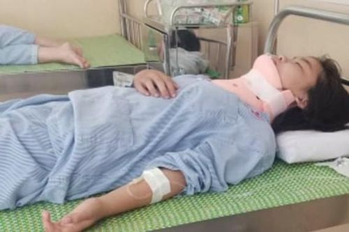 Hé lộ nguyên nhân nữ sinh lớp 8 bị bạn đánh phải nhập viện