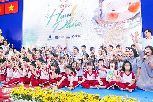 Đưa tiết đọc sách vào giờ học chính khóa để phát triển thói quen đọc sách