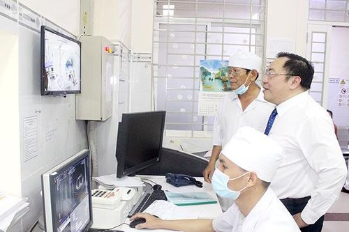 Hướng đến xem bệnh nhân là khách hàng