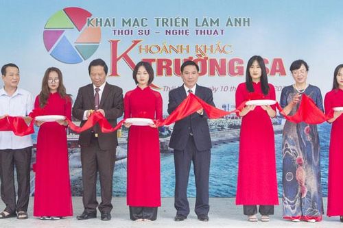 Triển lãm ảnh 'Khoảnh khắc Trường Sa'