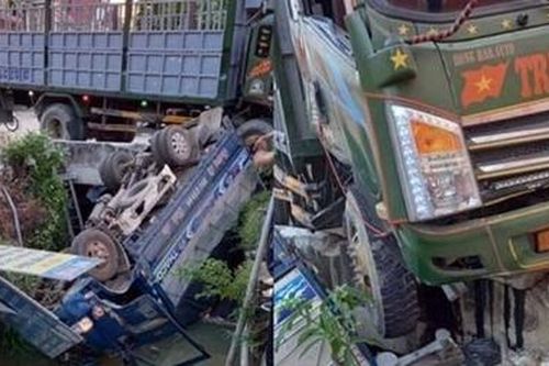 Va chạm giữa 2 xe tải, 1 tài xế tử vong