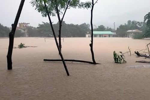 Hàng loạt hồ thủy điện ở Quảng Nam xả lũ