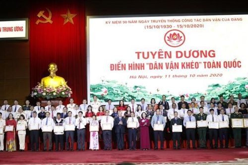 Kỷ niệm 90 năm Ngày truyền thống công tác dân vận của Đảng: 'Lực lượng toàn dân là lực lượng vĩ đại hơn hết'