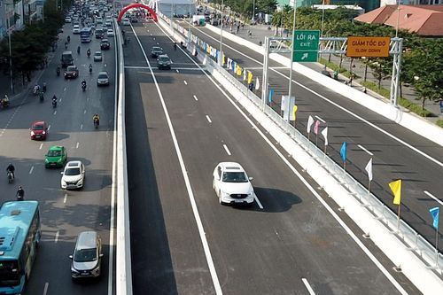 Thông xe cầu cạn Mai Dịch - Nam Thăng Long
