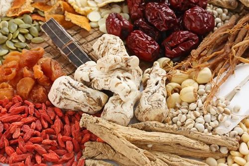 Thu giữ 500 kg thuốc bắc không rõ nguồn gốc