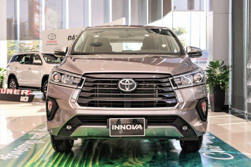 Chi tiết Toyota Innova 2.0G AT giá 865 triệu đồng