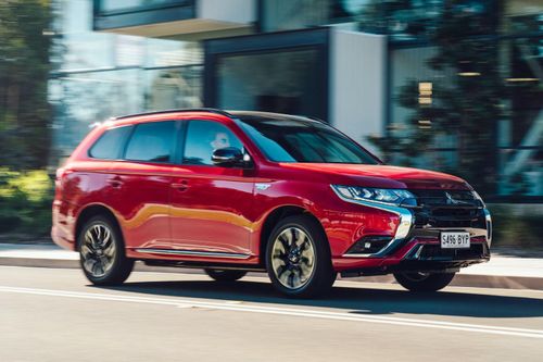 Mitsubishi Outlander PHEV 2021 được ra mắt tại Australia