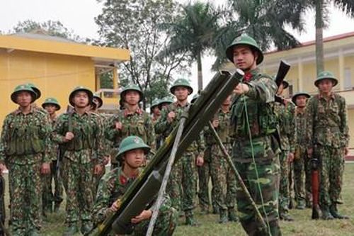 Sĩ quan trẻ nỗ lực tự học, tự rèn